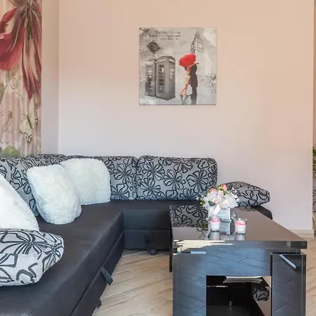Apartment Andela 3 Makarska